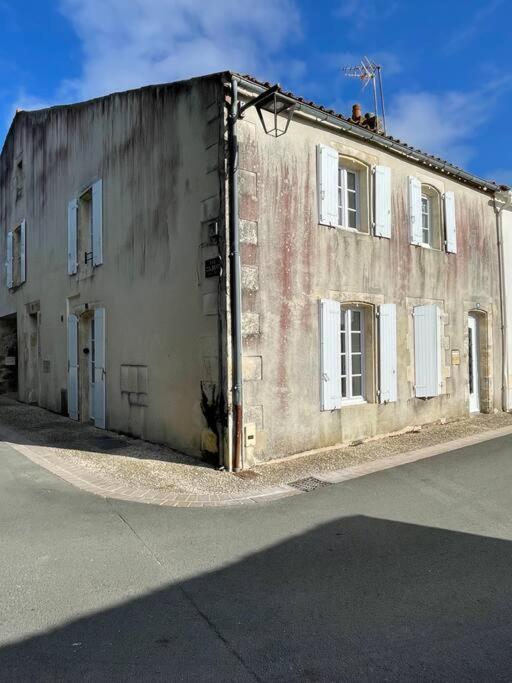 Appartement Vue Sur La Charente Soubise Exterior foto